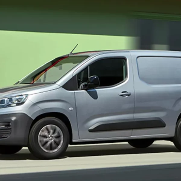 fiat-doblo-van-fianco.jpg